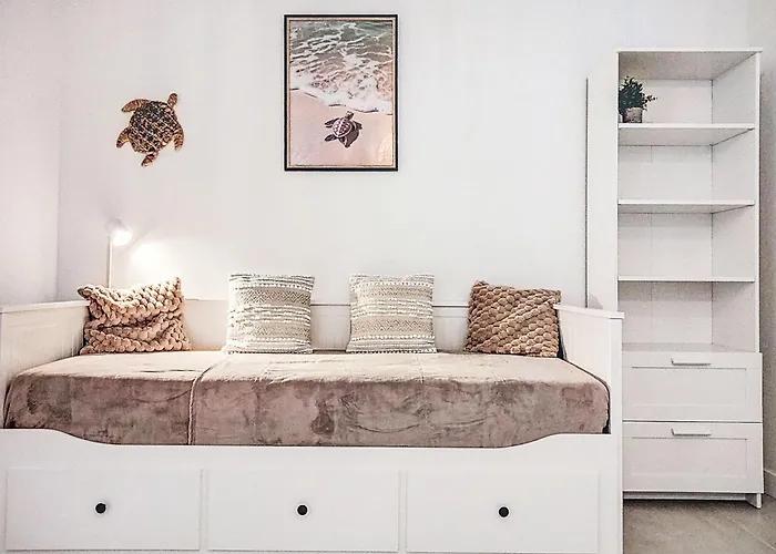 Le By Interhome